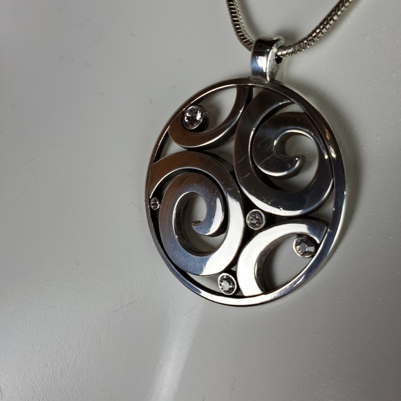 Vintage Brighton London Groove Neckline Large Circle Silver Plated Retired - Picture 4 of 10